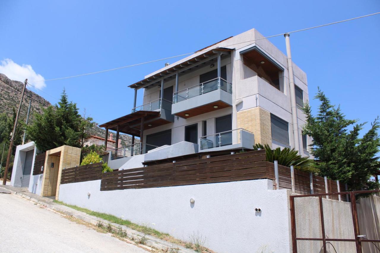 T&A Apartment,Near The Sea. Marathon  Ngoại thất bức ảnh